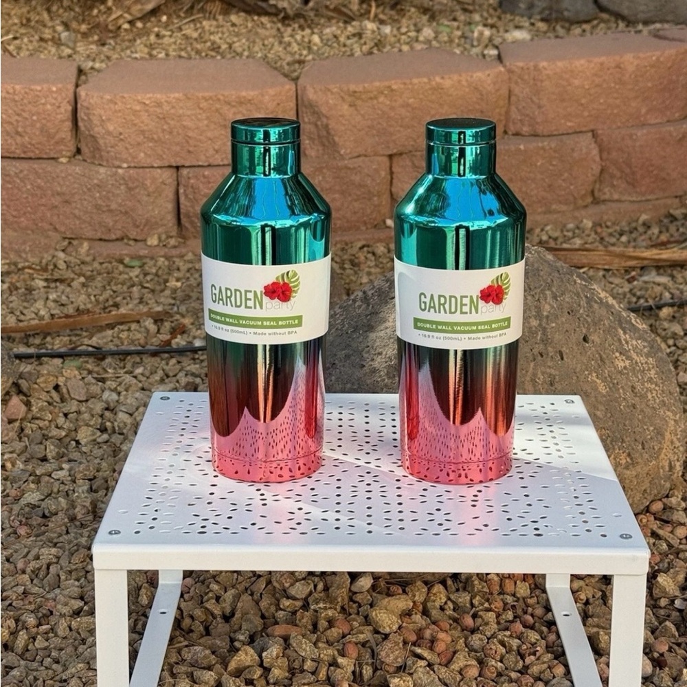 Gradient Metallic Water Bottles